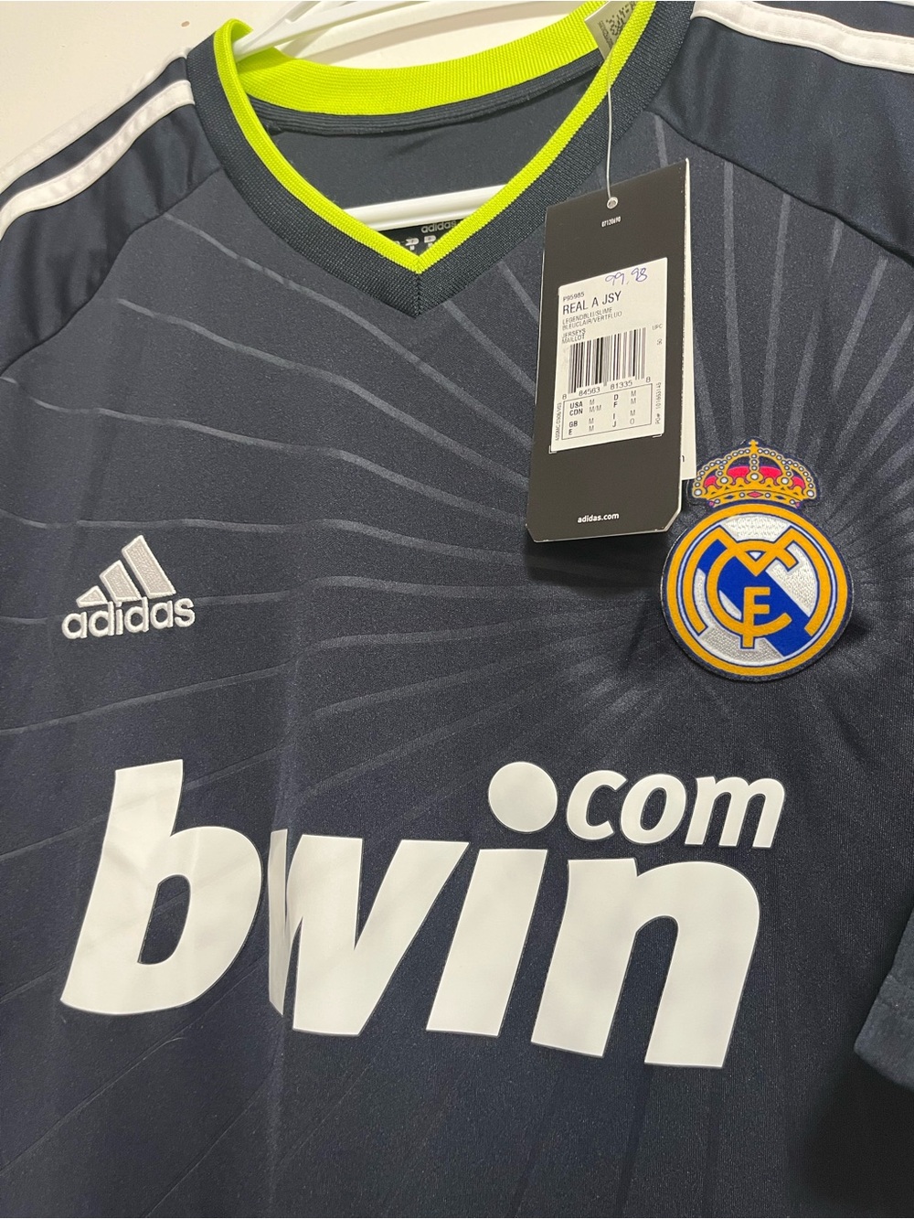 Real Madrid 11/12 Away Soccer Jersey Ozil Football Shirt - Picture 3 of 4